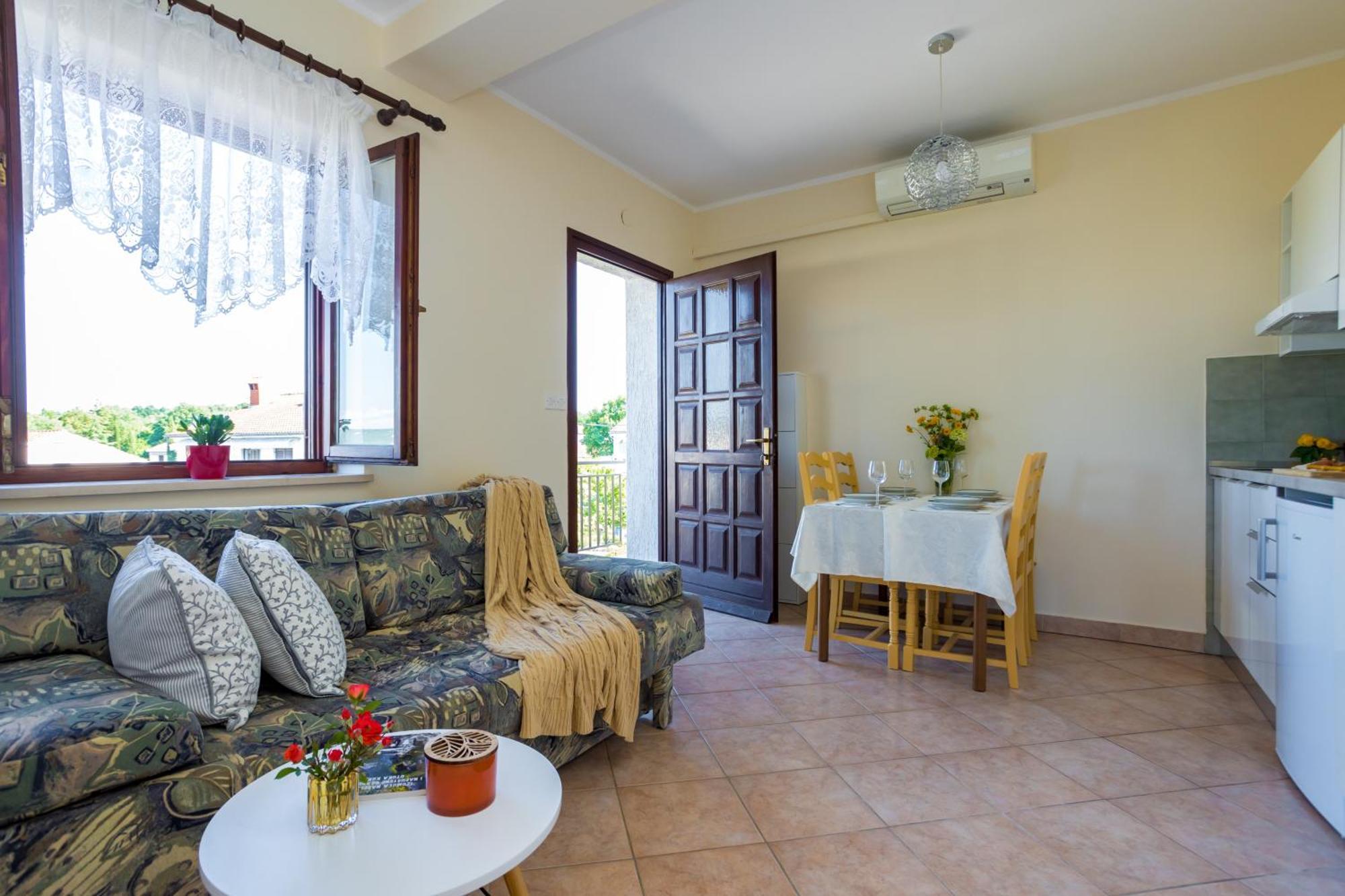 Apartments And Rooms Kod Keti มาลินสกา ภายนอก รูปภาพ